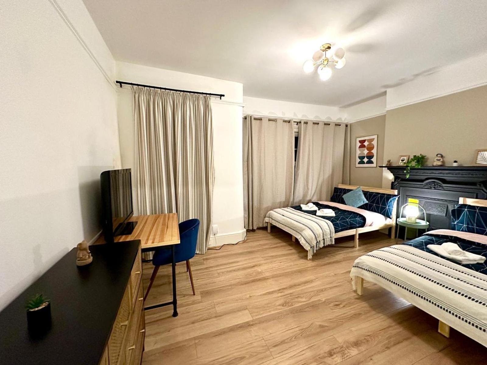 Quarto em Acomodações Particulares Delux Near Centre *