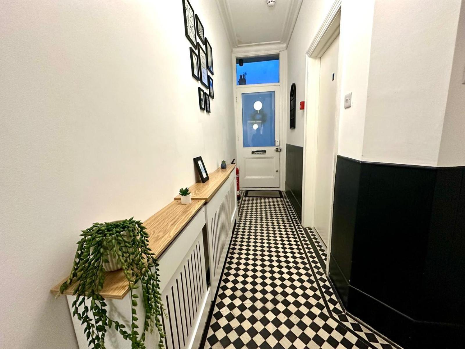 Quarto em Acomodações Particulares Delux Near Centre *